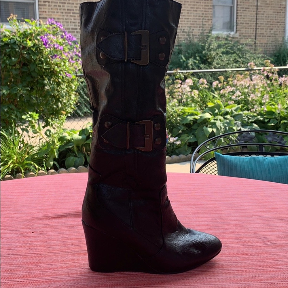 Boots - Picture 2 of 2
